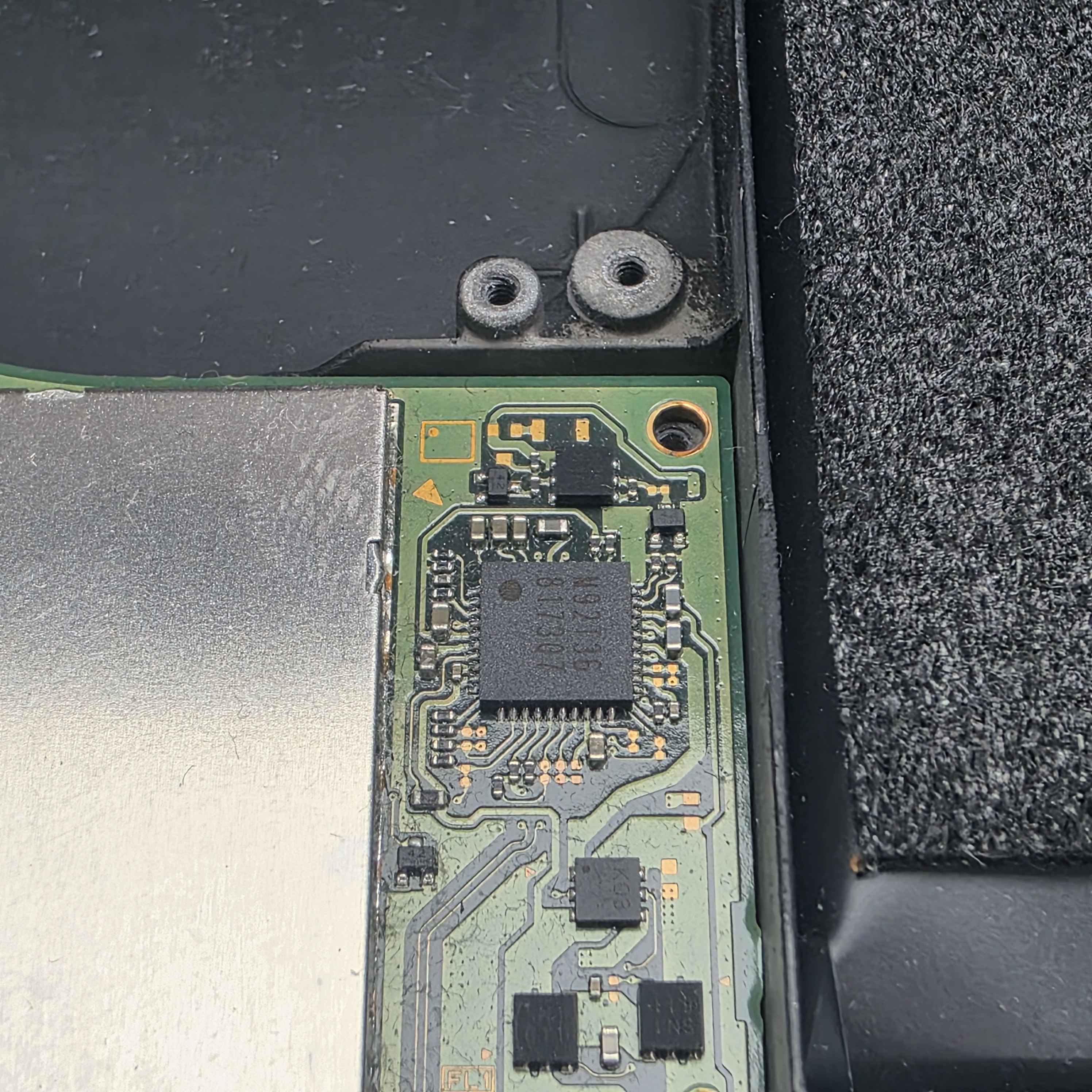 Nintendo Switch Classic Powermanagement Chip Reparatur