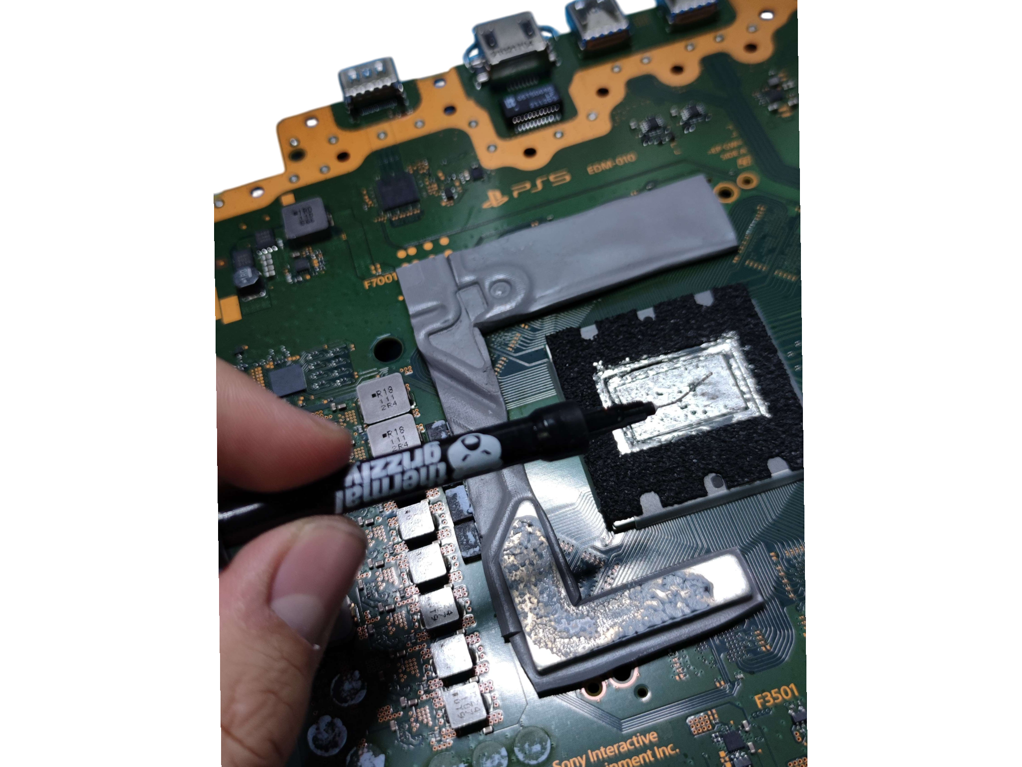 Playstation5 PS5 Classic stürzt ab - schaltet aus - ausschließlich für Model CFI-1216A/B